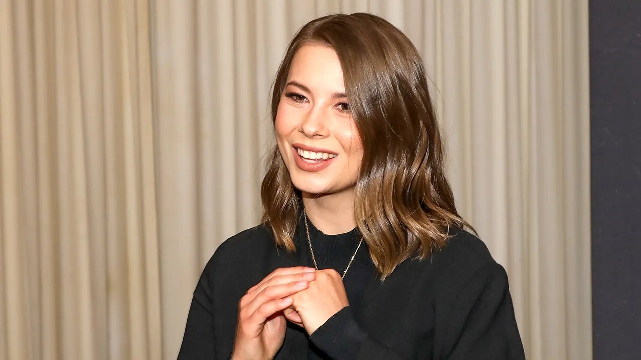 Bindi Irwin shares endometriosis story to help other women find answers