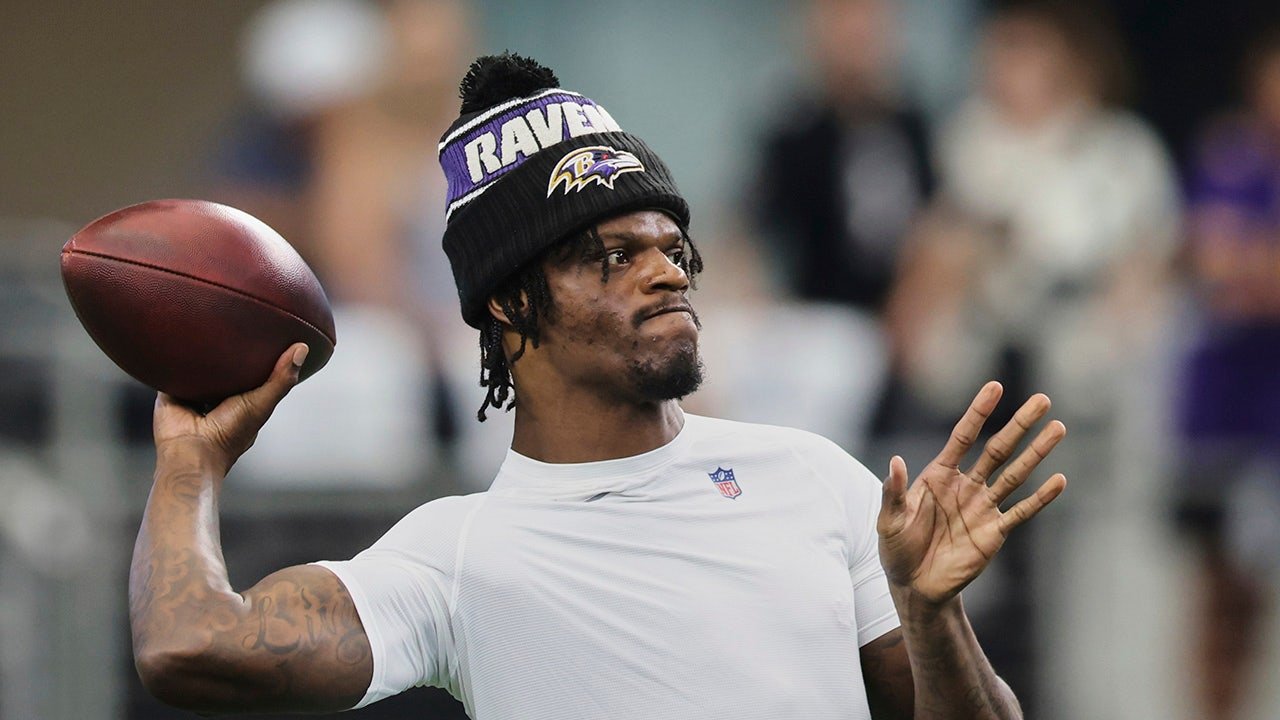 Ravens’ Lamar Jackson catches flak for re-posting Charlie Kirk message